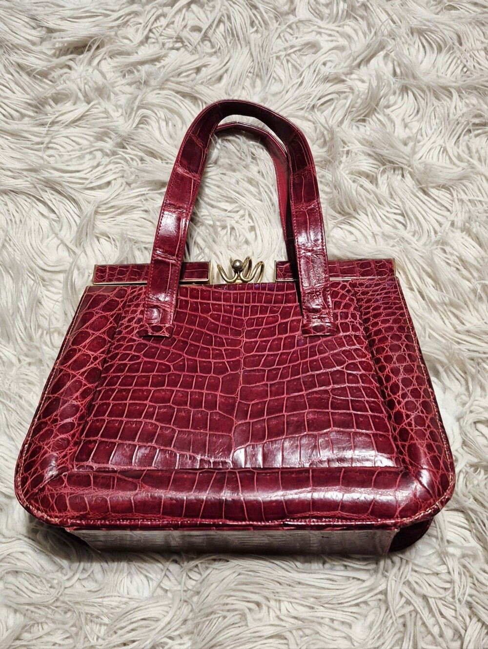 Vintage Red Croc-Embossed Top-Handle Women's Bag